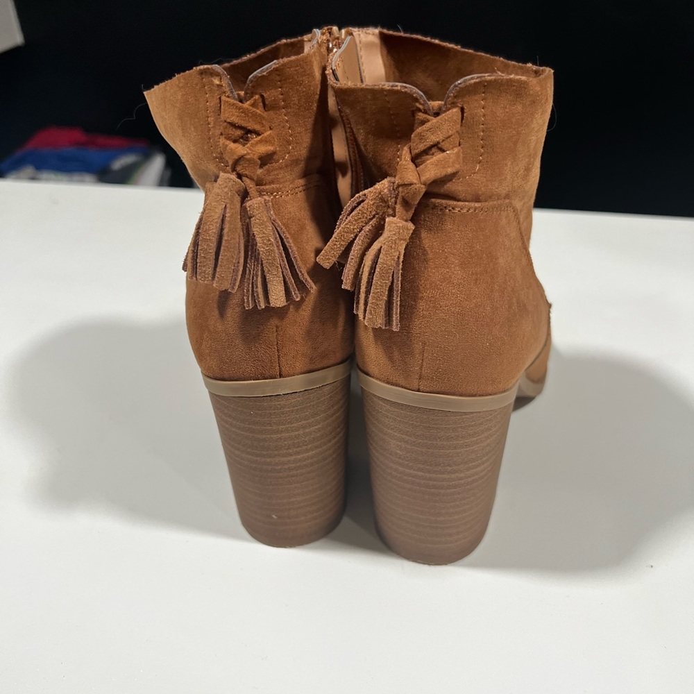 Heeled booties - Picture 4 of 4